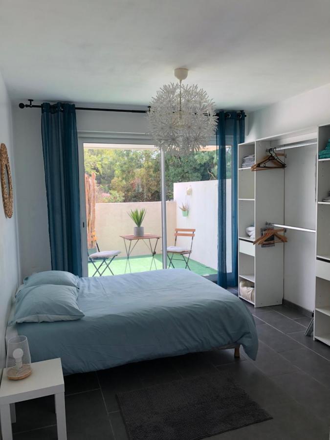 Agreable T2 Traversant Rdc Avec Terrasse + Balcon+ Parking 2 Places Montpellier Exterior photo